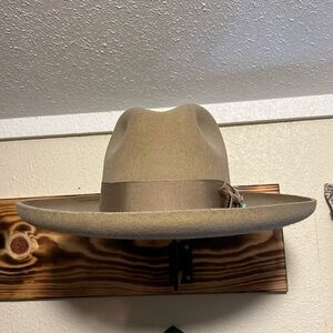 Stetson Beige Fedora with Ribbon Detail